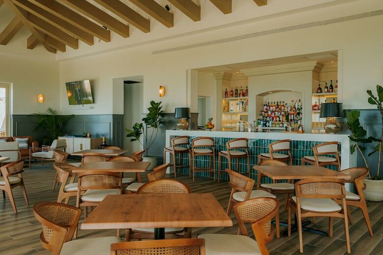 Hotel Eden Roc En Cap Cana