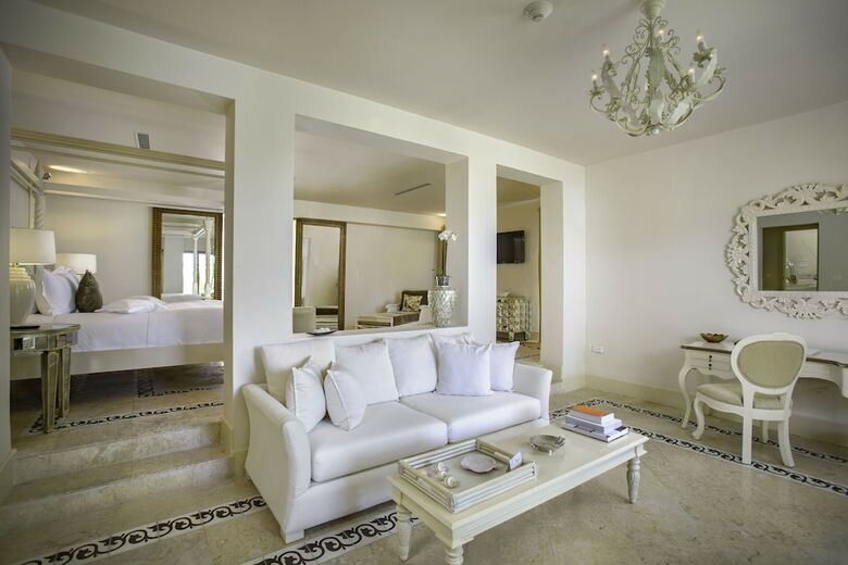 Hotel Eden Roc En Cap Cana