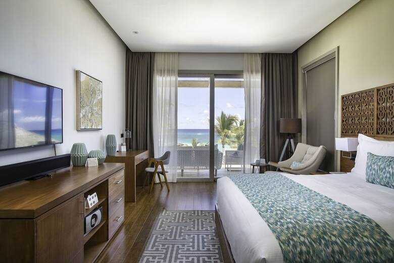 Hotel Eden Roc En Cap Cana