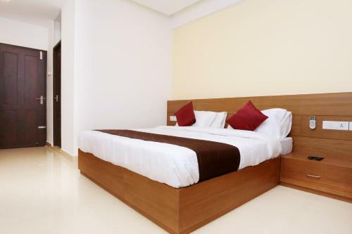 Oyo 10547 Hotel Ayodhya Residency