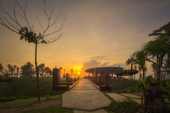 Hotel Komune Resort & Beach Club Bali