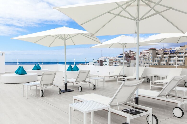 Hotel Blue Sea Lagos de Cesar