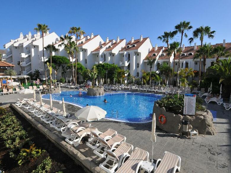 Paradise Park Fun Lifestyle Hotel