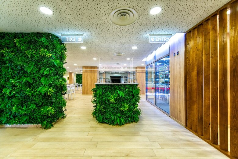 Paradise Park Fun Lifestyle Hotel