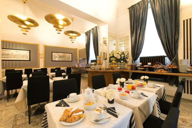 Hotel De La Pace