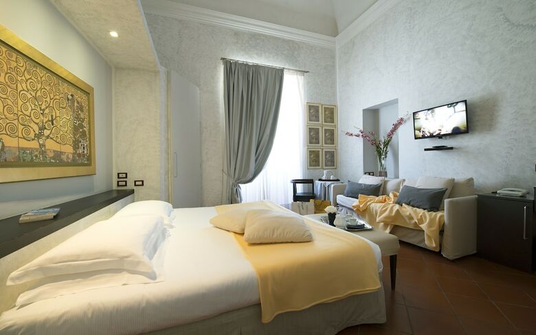 Hotel De La Pace
