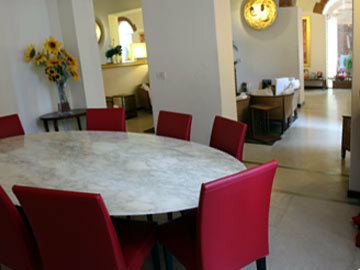 Hotel De La Pace