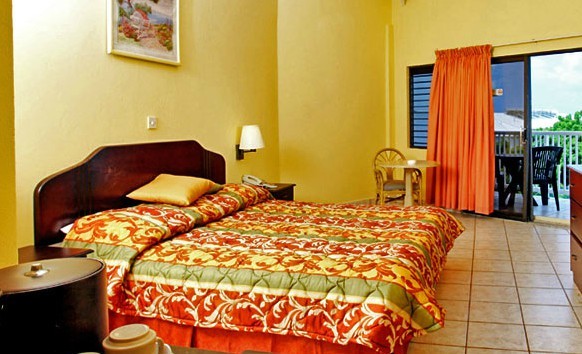 Hotel Allamanda Beach Resort