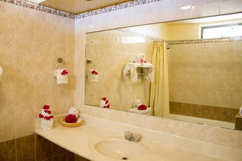 Hotel Tropikist Beach