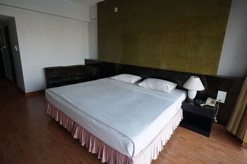 Pailyn Phitsanulok Hotel