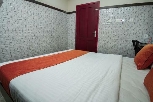 Hotel Oyo 4678 Greens Residency