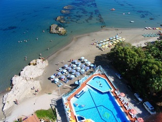 Hotel Ilianthos Village