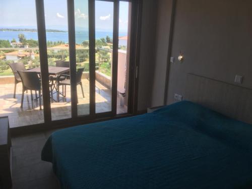 Apartamento Thealos Rooms