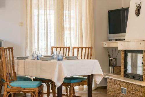 Apartamento Gryparis Mansion