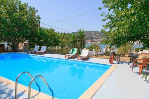 Villa Karavos