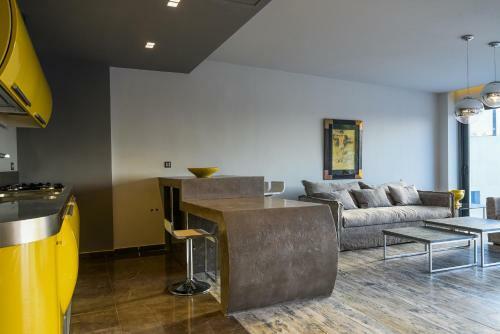 Luxury Beach Front Villa Selenia Gold In Sounio, Athens