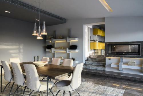 Luxury Beach Front Villa Selenia Gold In Sounio, Athens