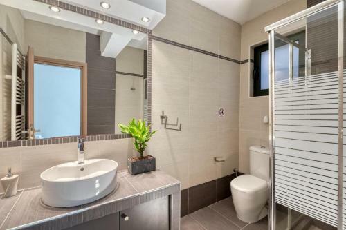 Luxurious Villa Solaris, 50 Meters From The Beach