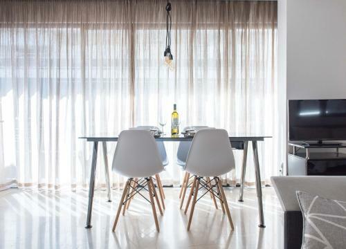 Fabulous Sea View Apartment