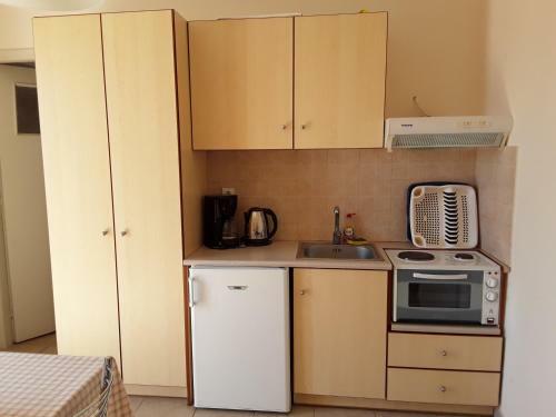 Dora Apartment