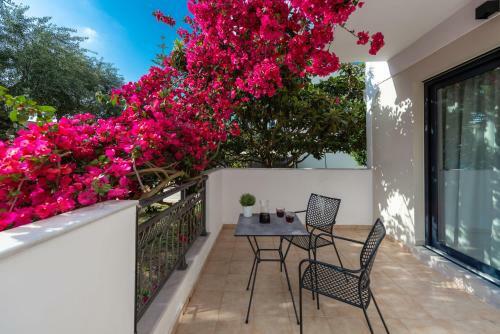 Dannas Boutique Apartments