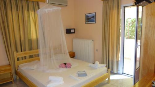 Pansion Filoxenia Apartments & Studios