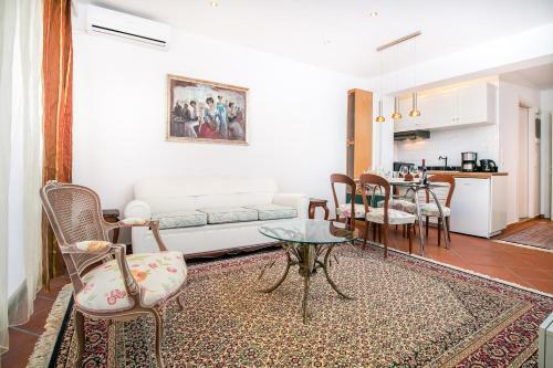 Danezis City Stars Apartments
