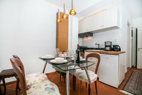 Danezis City Stars Apartments