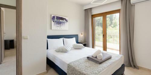 Elaia Villas, Elani
