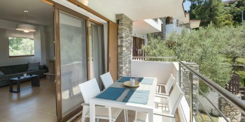 Elaia Villas, Elani