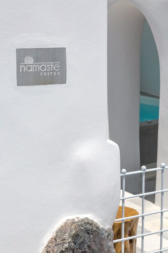 Villa Namaste Suites By Caldera Houses