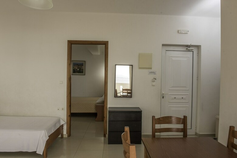 Hotel Sifis Studios