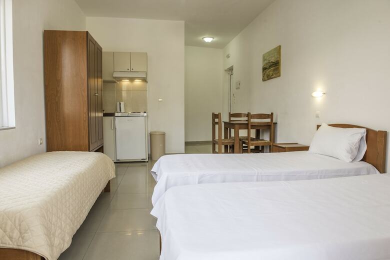 Hotel Sifis Studios
