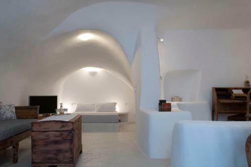 Olyra Traditional Cave Houses