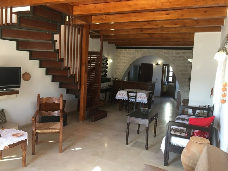 Villa Dim Art Stone House