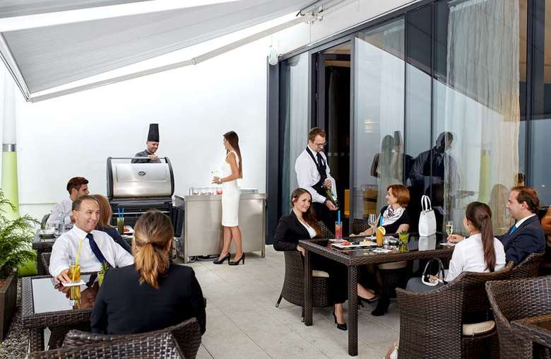 Hotel Occidental Praha Five