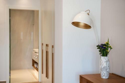 Avra Apartments Venetian Harbour