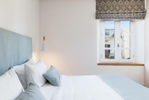 Avra Apartments Venetian Harbour
