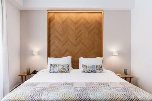 Avra Apartments Venetian Harbour