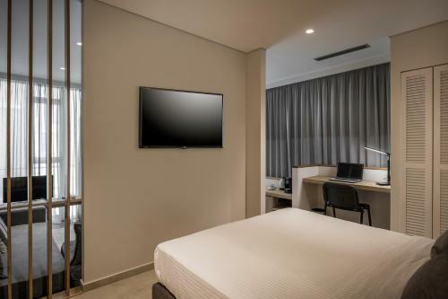 Trianon Luxury Apartments & Suites