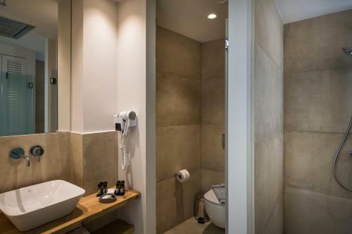 Trianon Luxury Apartments & Suites