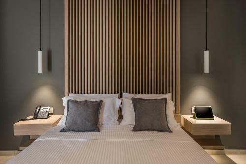 Trianon Luxury Apartments & Suites