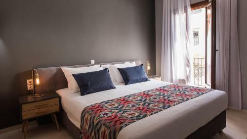 Minaret Suites And Apartments