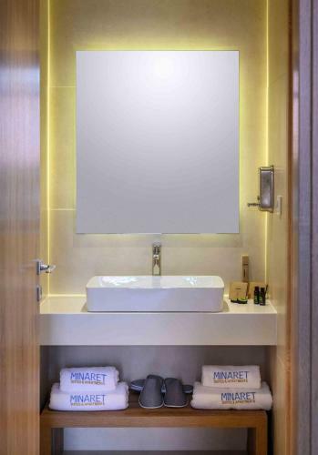 Minaret Suites And Apartments