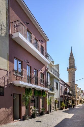 Minaret Suites And Apartments