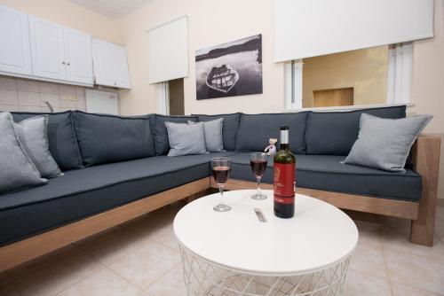 Golden Sun Apartments