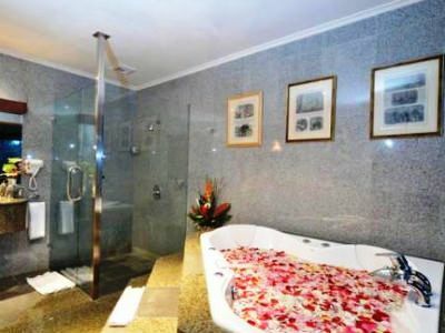 Hotel Elephant Safari Park Lodge