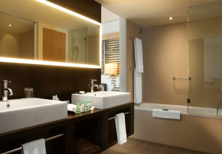 Renaissance Z�rich Tower Hotel