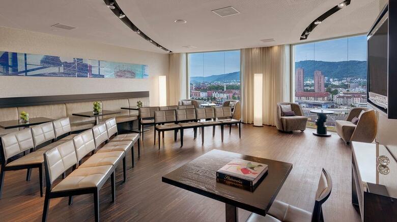 Renaissance Z�rich Tower Hotel