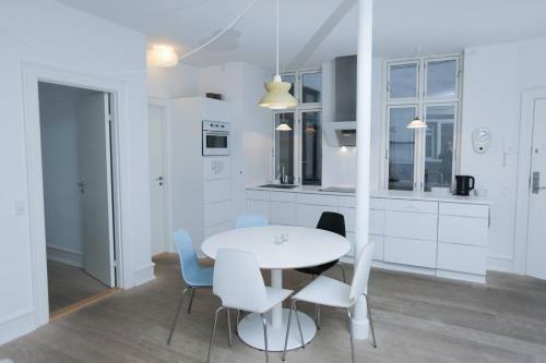 Apartamento Bright, High-end 2 Br Apt - Prime Location